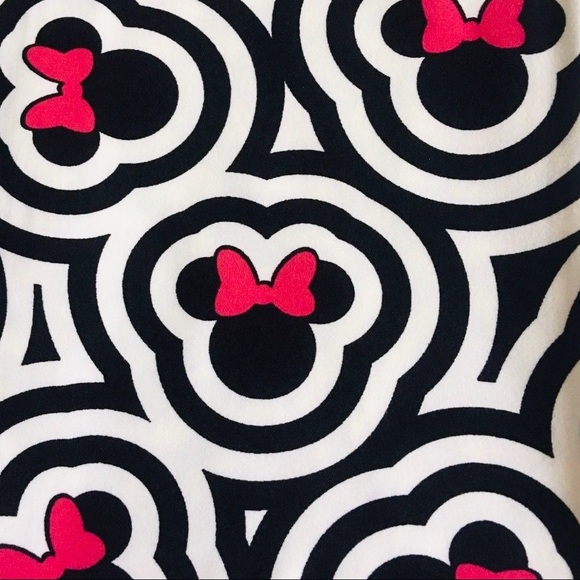 NWOT Disney Minnie Mouse top - Picture 2 of 7